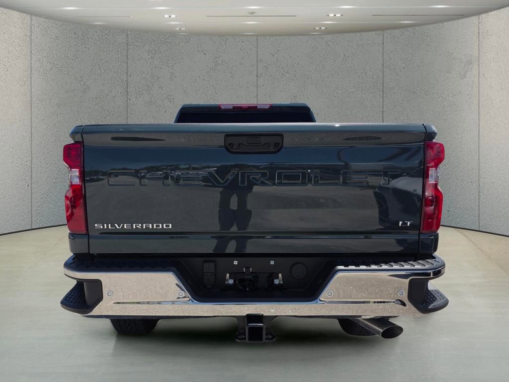 Used 2026 Chevrolet Silverado 2500 LT w/ All Star Edition AWD/4WD image 4