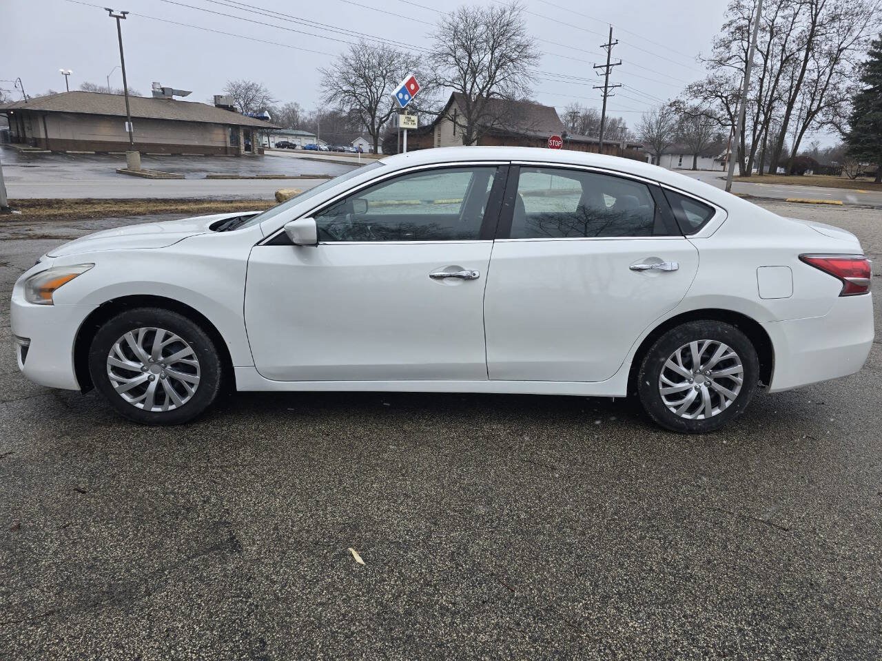 Used 2015 Nissan Altima 2.5 S w/ Power Driver Seat Package FWD image 5