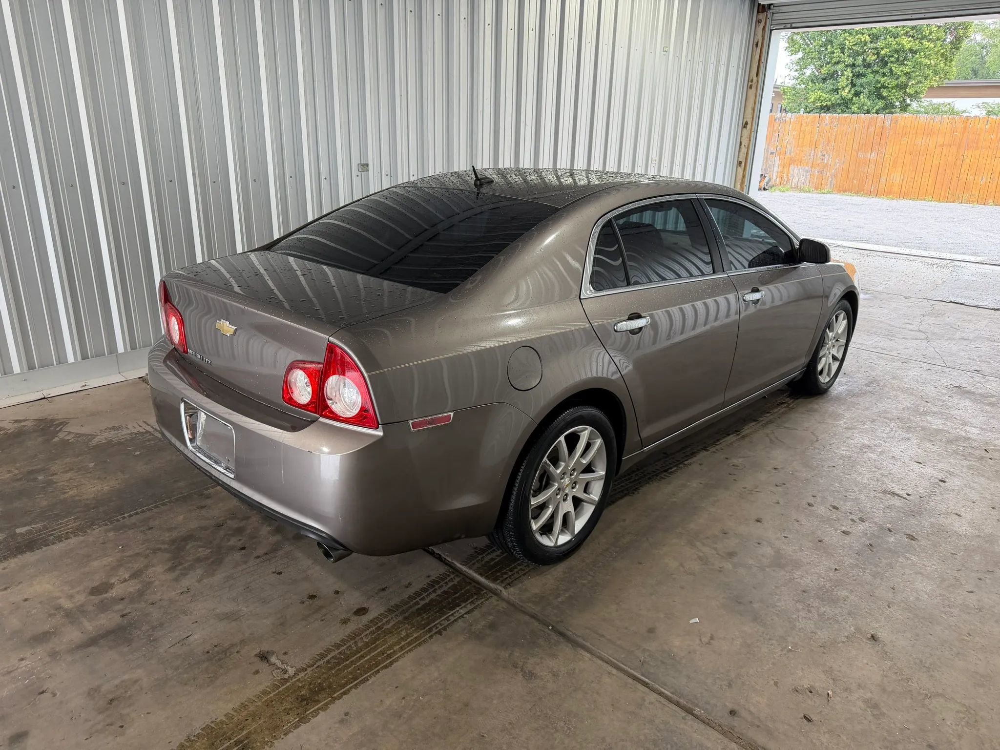 Used 2011 Chevrolet Malibu LTZ w/ HFV6 Engine Package FWD image 5