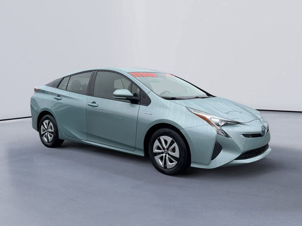 Used 2017 Toyota Prius Three image 1