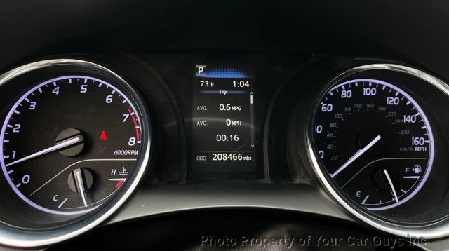Used 2020 Toyota Camry LE FWD image 23