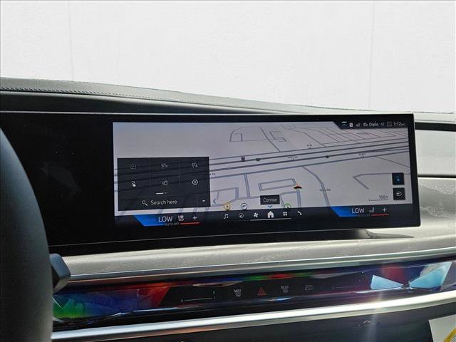 Used 2025 BMW i7 eDrive50 w/ M Sport Package image 11