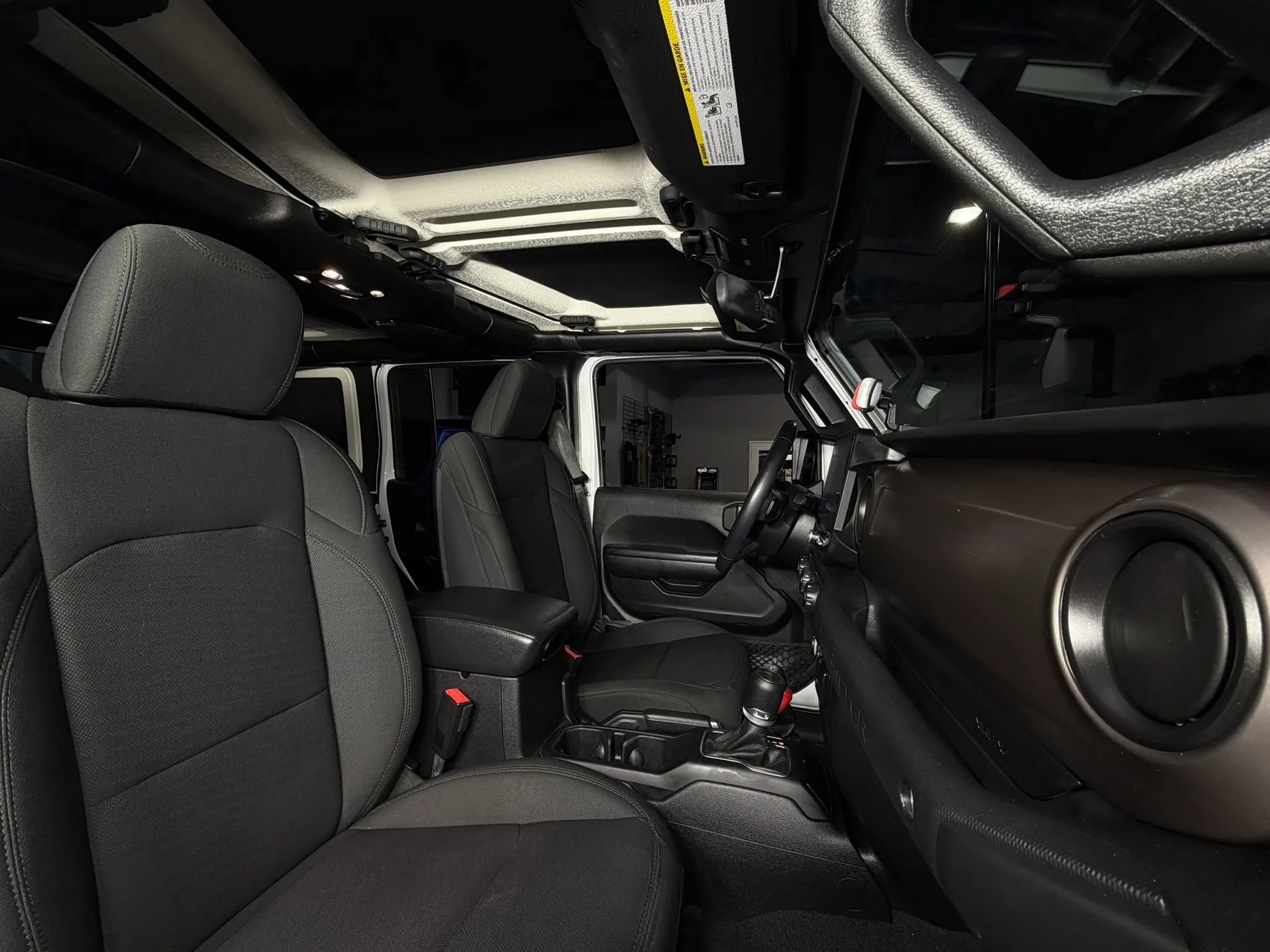 Used 2020 Jeep Wrangler Unlimited Sport S image 14