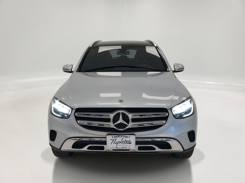 Used 2021 Mercedes-Benz GLC 300 4MATIC image 2