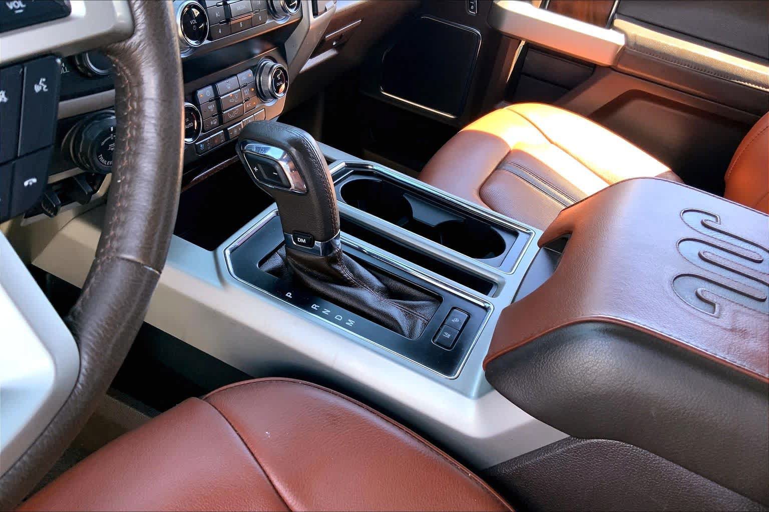 Used 2019 Ford F150 King Ranch w/ Equipment Group 601A Luxury AWD/4WD image 16