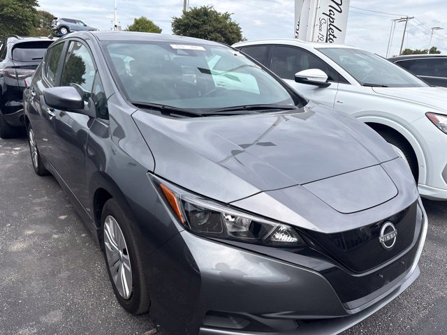 Used 2025 Nissan Leaf S FWD image 18