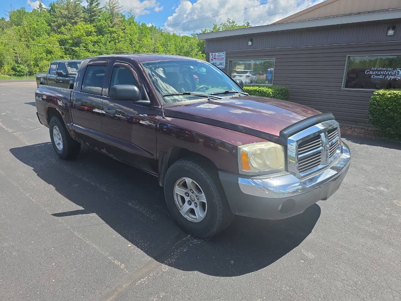 Used 2005 Dodge Dakota SLT w/ Trailer Tow Group AWD/4WD image 4