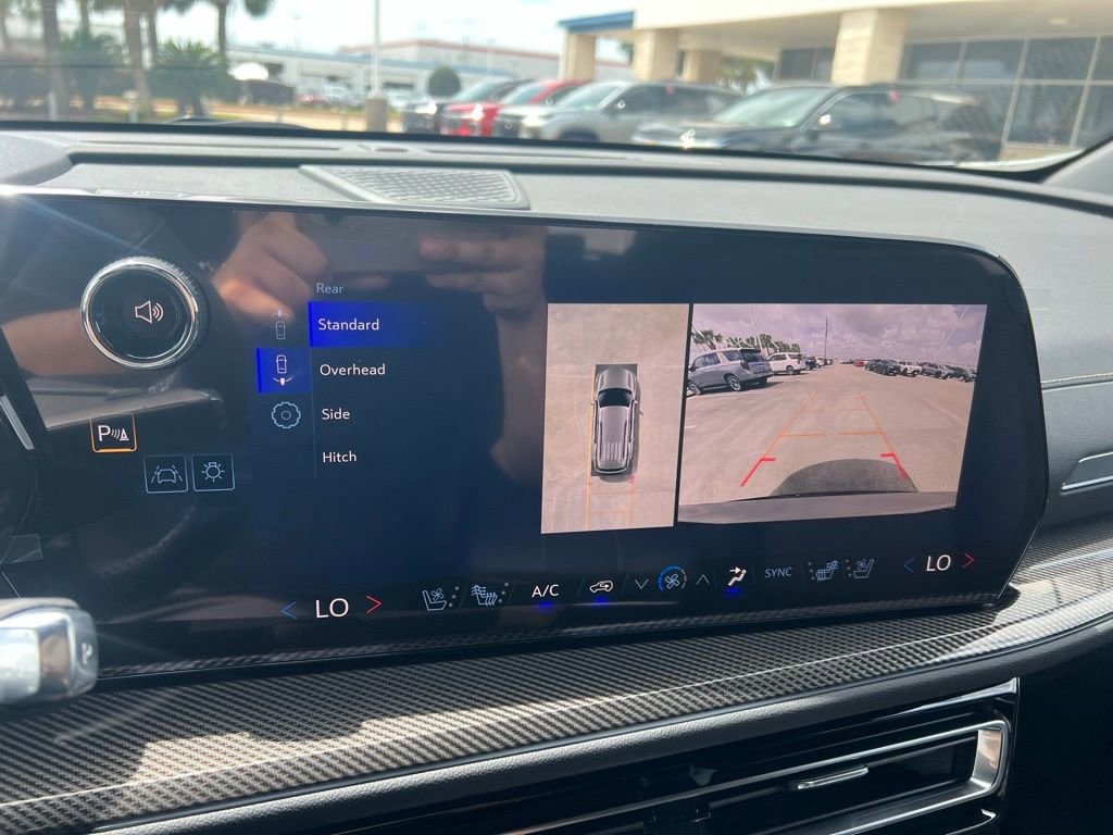 New 2026 Chevrolet Traverse High Country image 37