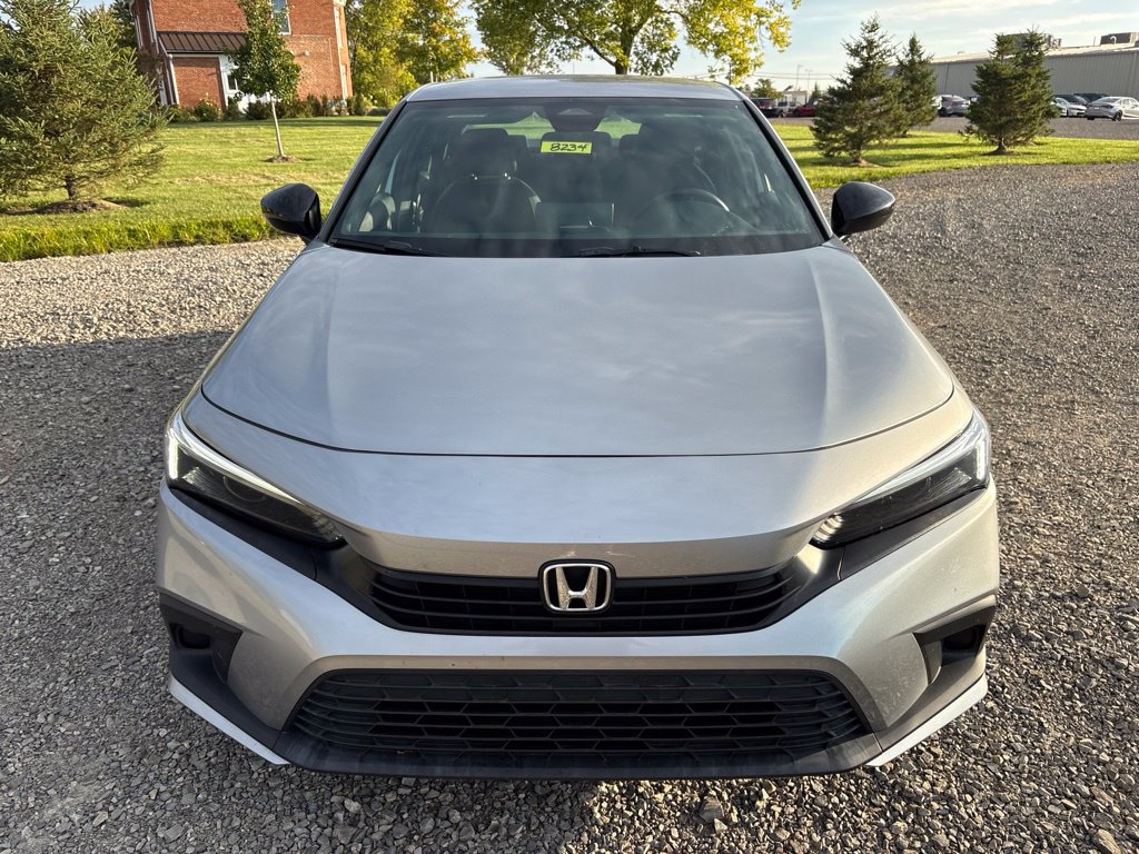 Used 2023 Honda Civic Sport image 2