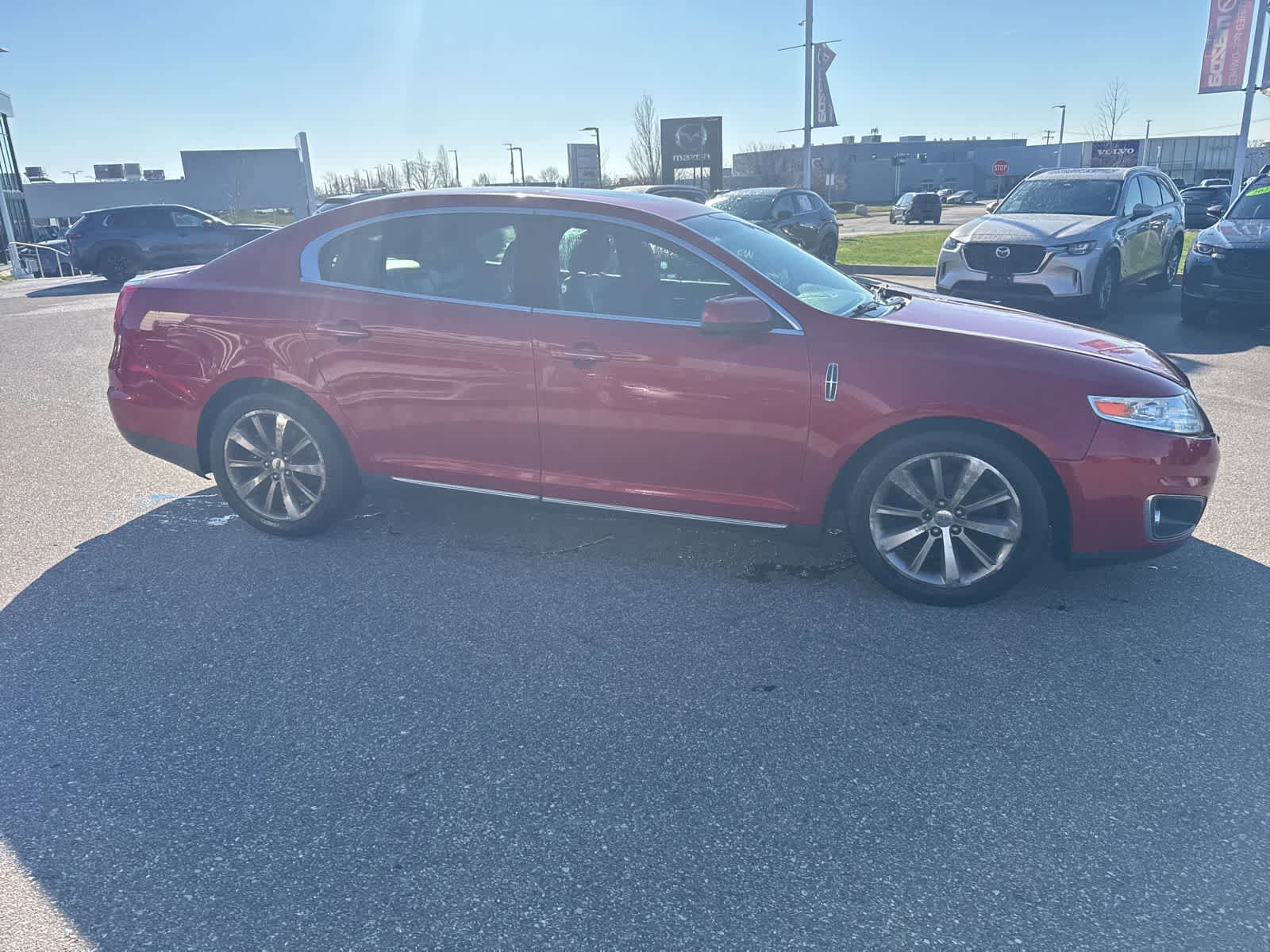 Used 2009 Lincoln MKS AWD image 4