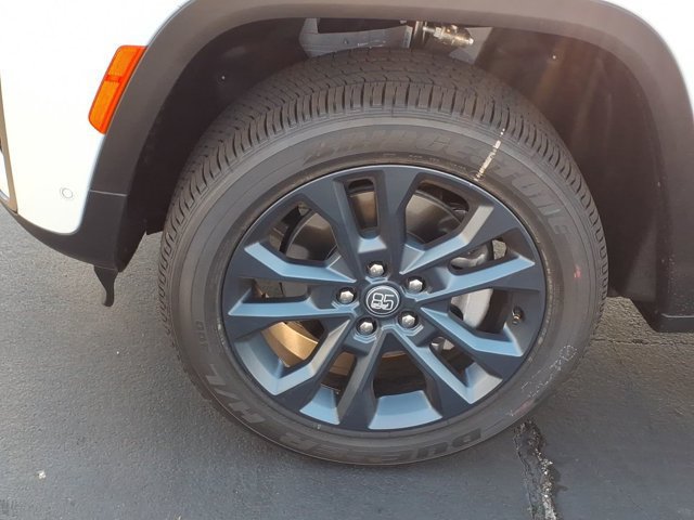 New 2026 Jeep Grand Cherokee L Limited AWD/4WD image 21