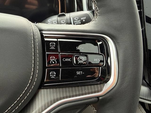 New 2026 Jeep Grand Wagoneer Summit w/ Premium Group III AWD/4WD image 33