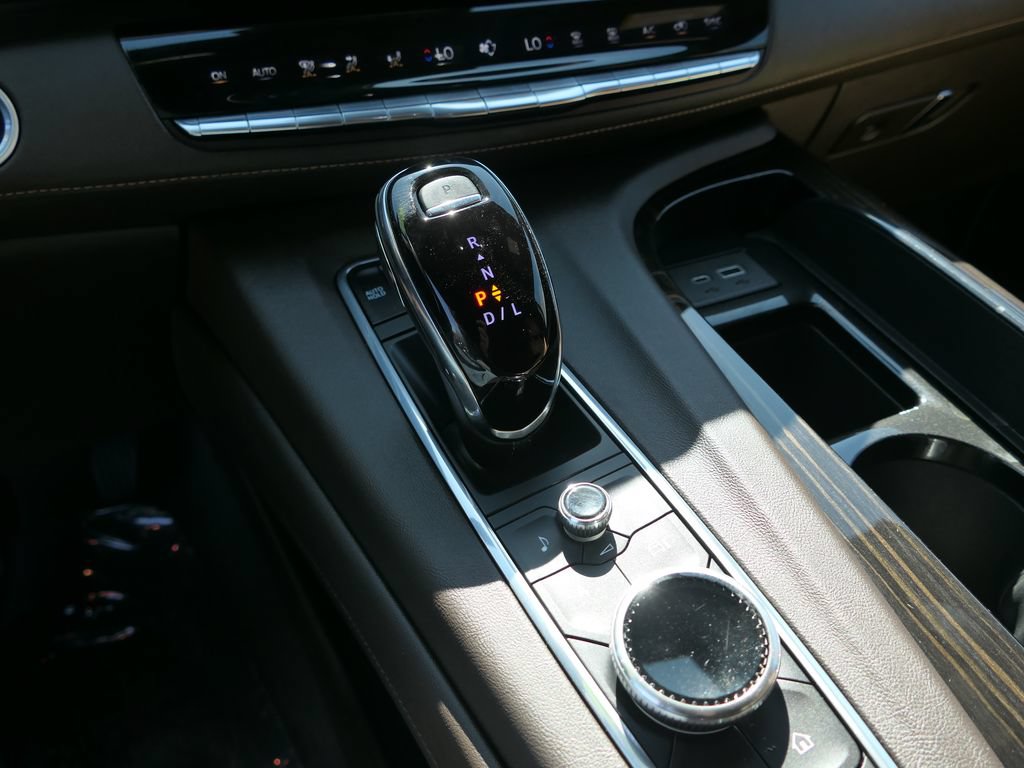 Used 2022 Cadillac Escalade Sport w/ Touring Package AWD/4WD image 21