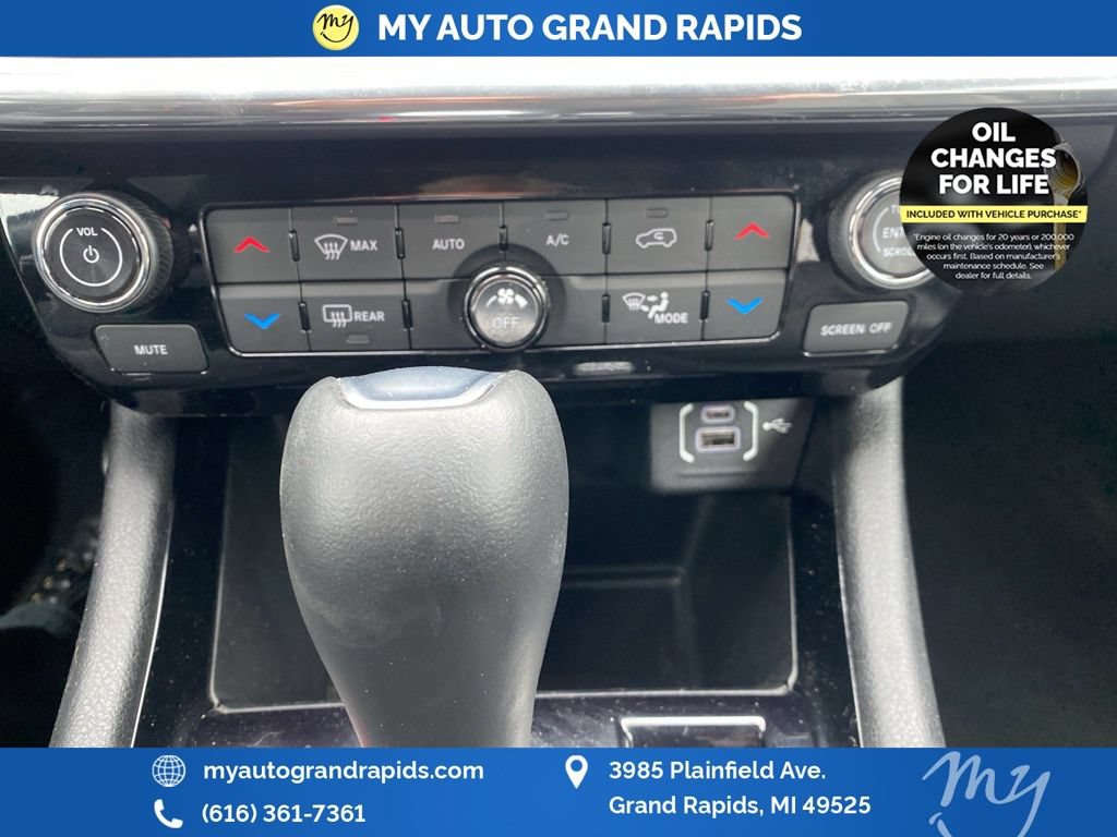 Used 2023 Jeep Compass Limited AWD/4WD image 27