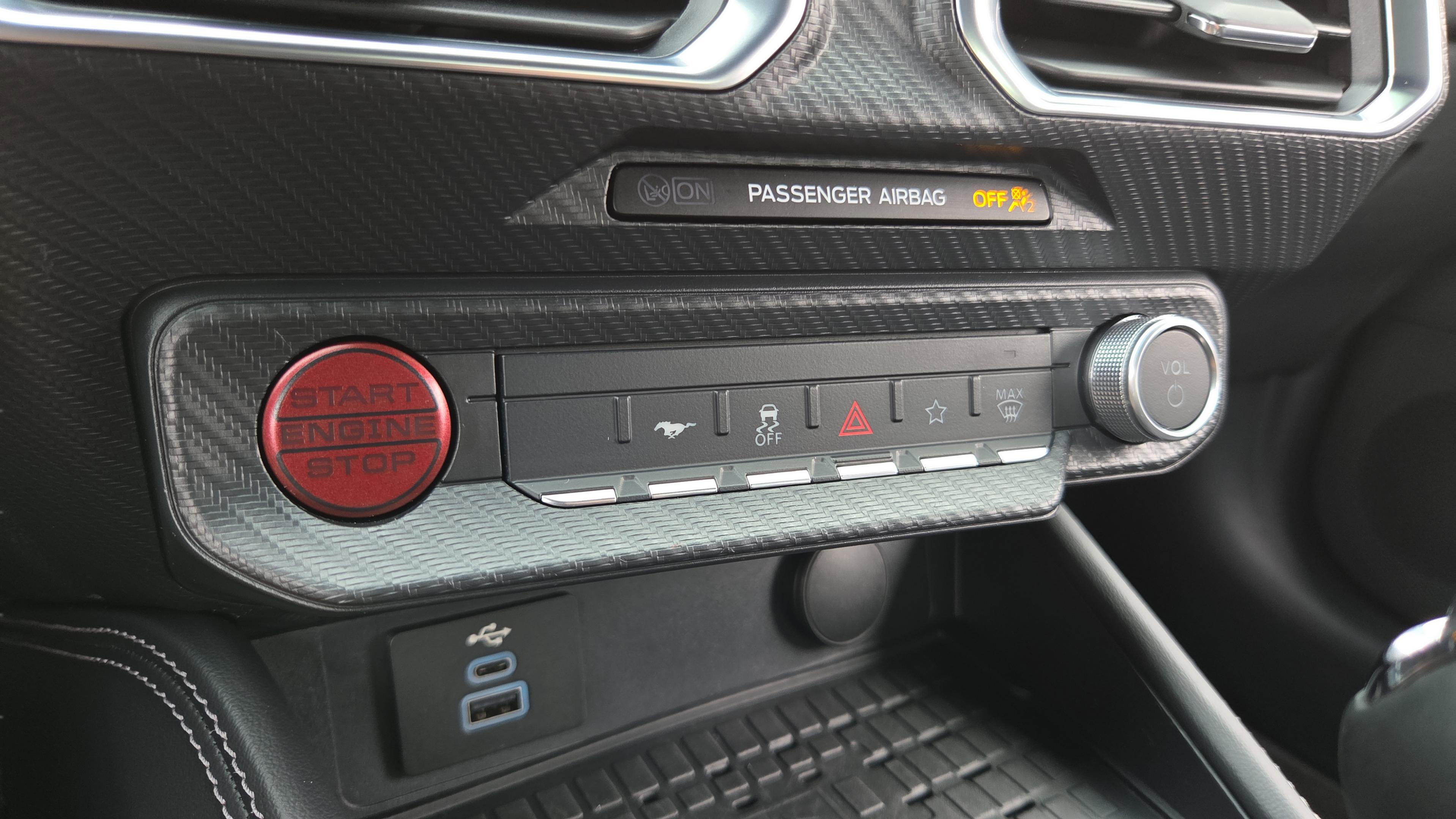 Used 2024 Ford Mustang GT Premium image 20