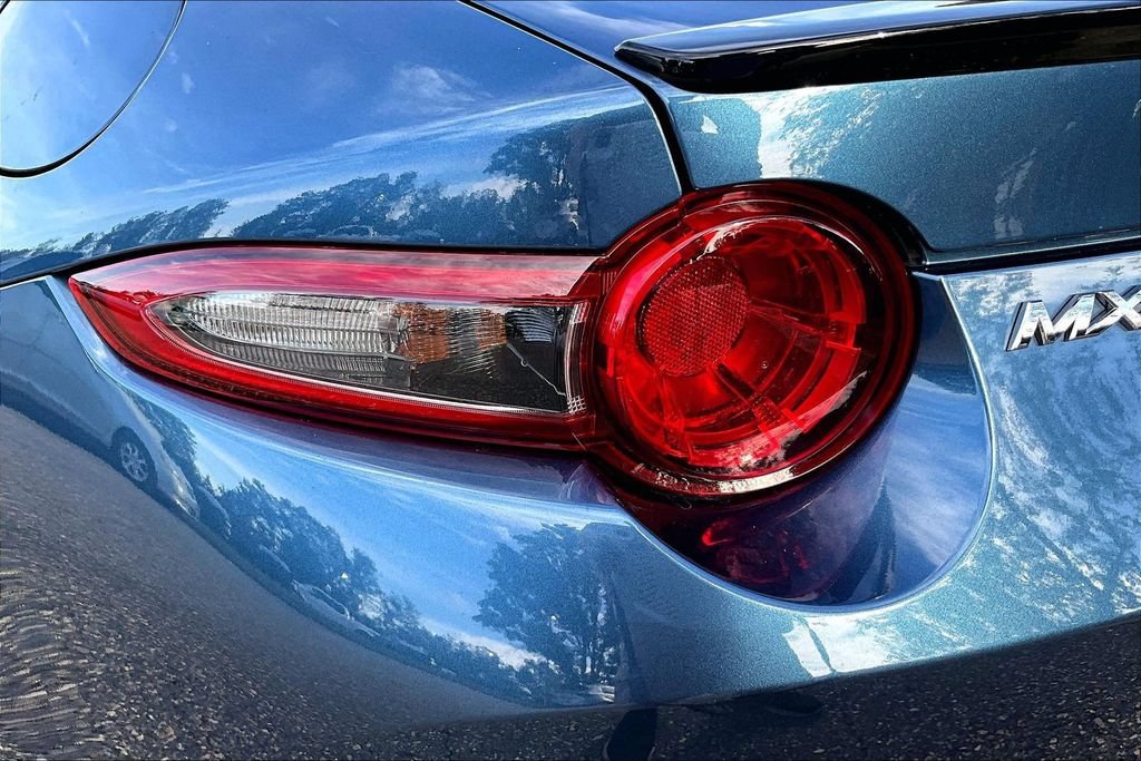 Used 2019 MAZDA MX-5 Miata Grand Touring RWD image 24