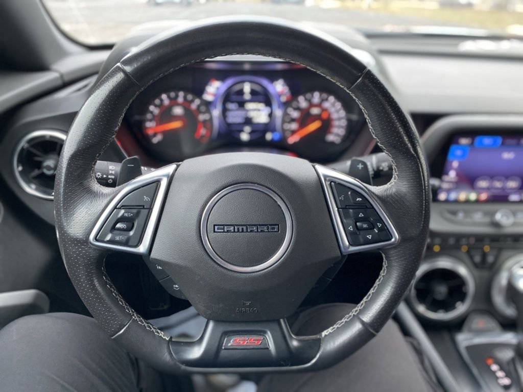 Used 2019 Chevrolet Camaro SS image 23