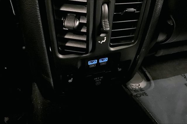 Used 2025 Dodge Durango R/T w/ Tow 'N Go Package AWD/4WD image 32