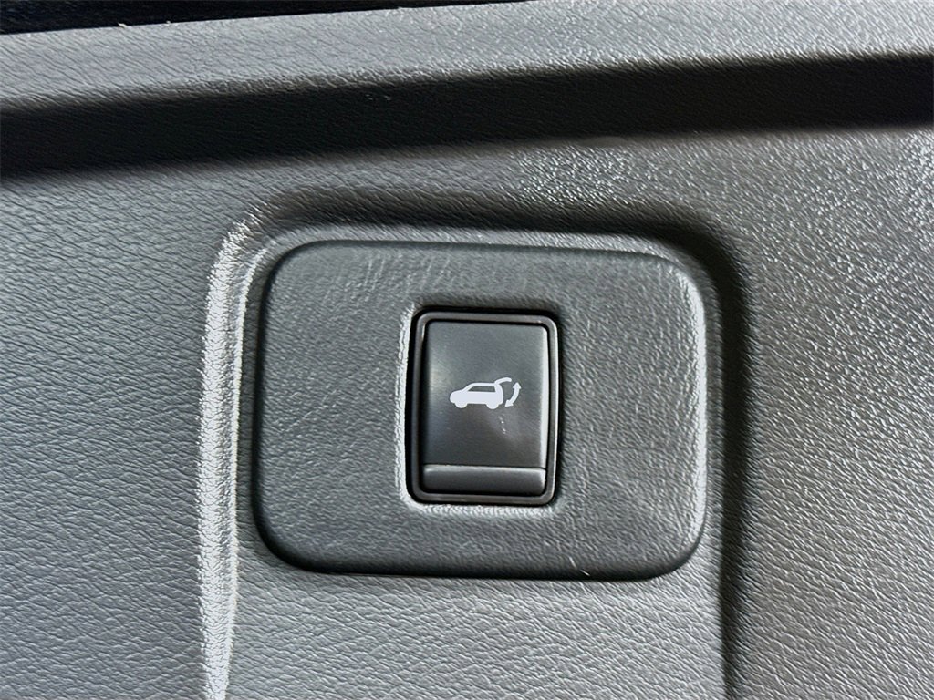 Certified 2020 Nissan Murano SL w/ Moonroof Package image 32