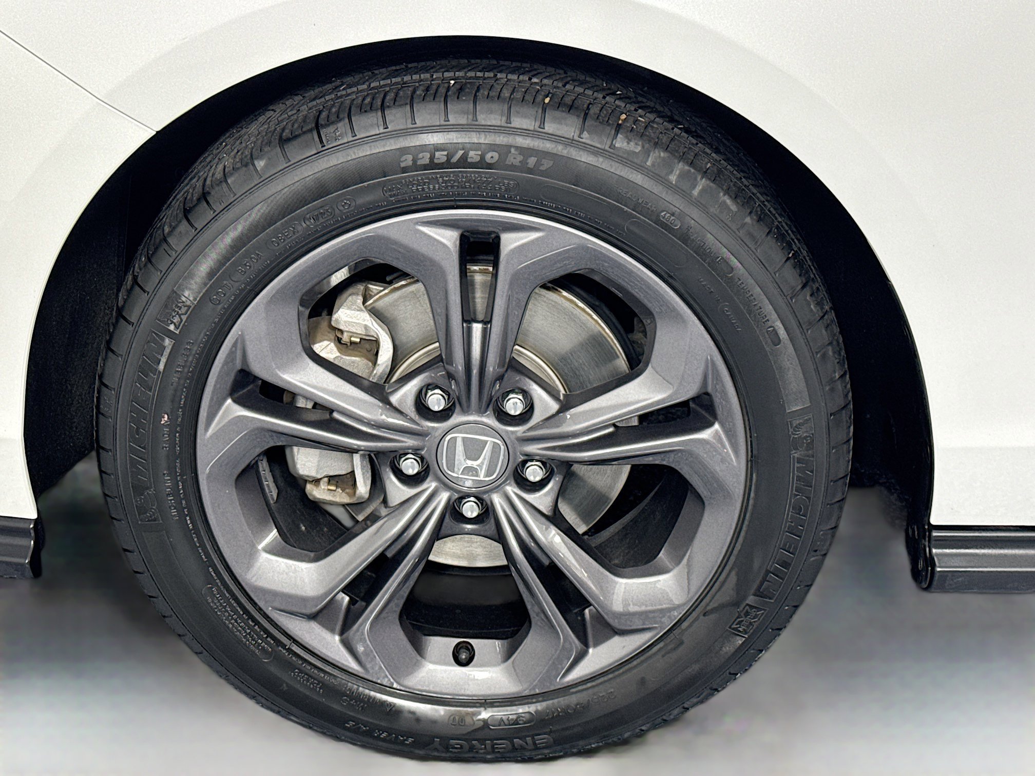 Certified 2023 Honda Accord EX image 30