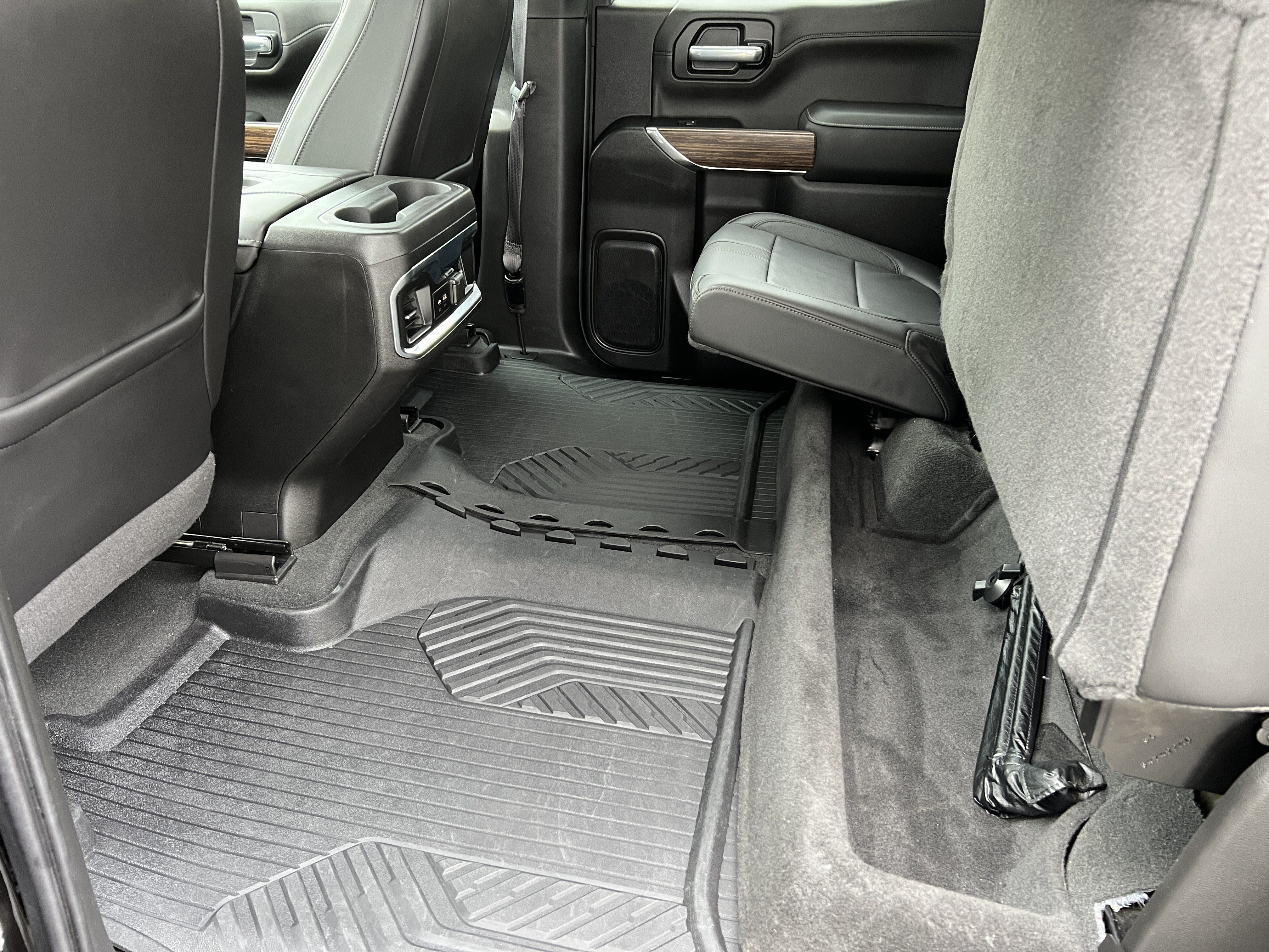Used 2022 Chevrolet Silverado 1500 High Country w/ Safety Package II AWD/4WD image 19