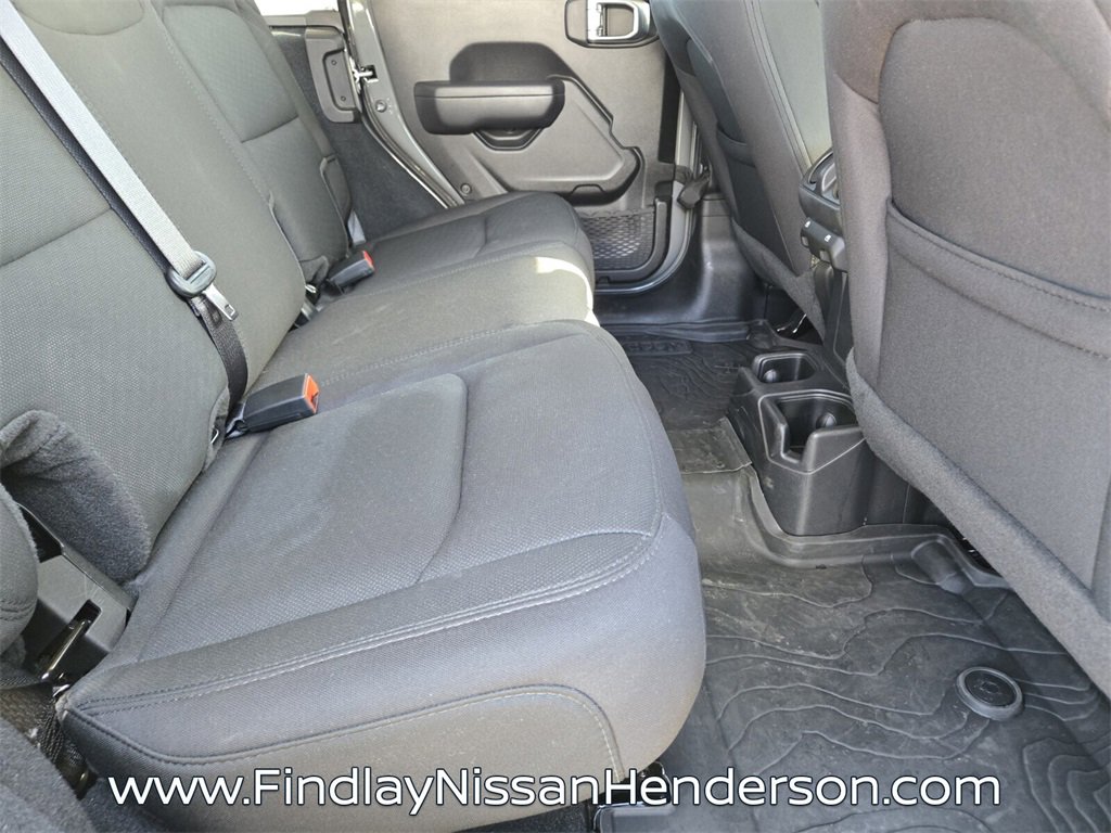 Used 2022 Jeep Wrangler Unlimited Sport image 14