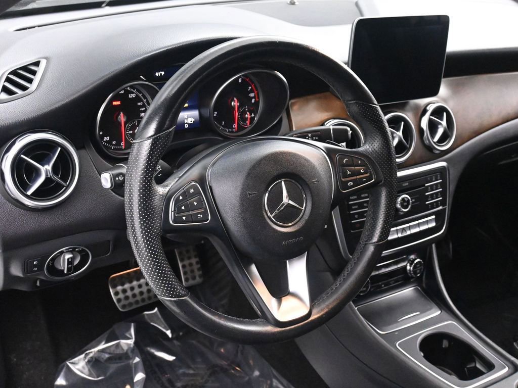 Used 2019 Mercedes-Benz GLA 250 GLA 250 image 24