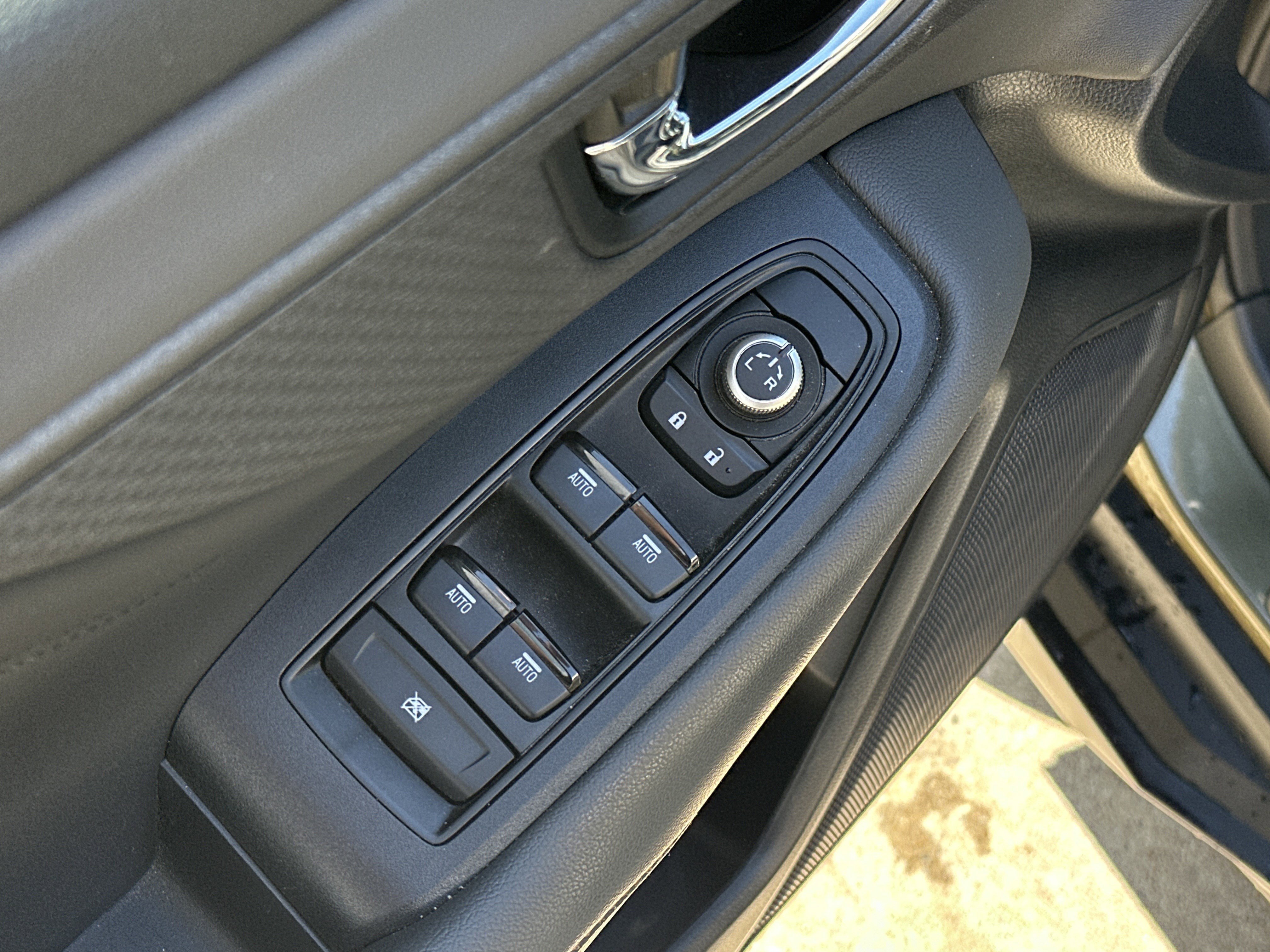 Used 2022 Subaru Outback Wilderness AWD/4WD image 14