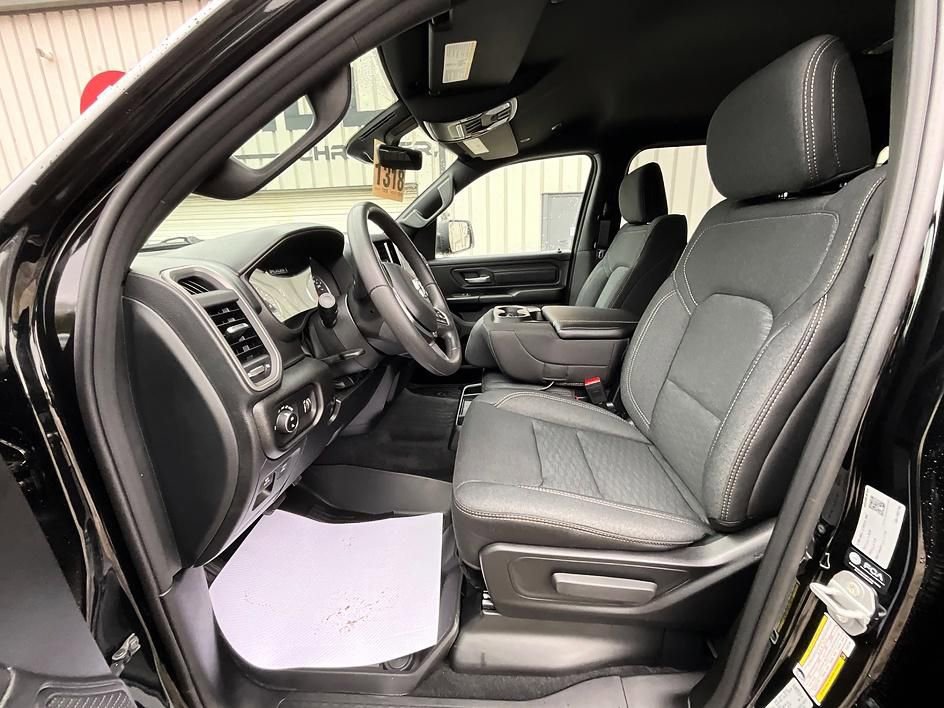 New 2026 RAM 1500 Classic Warlock image 14