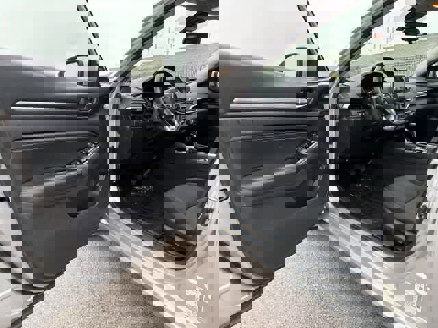 Used 2022 Nissan Altima 2.5 SV w/ SV Premium Package image 10