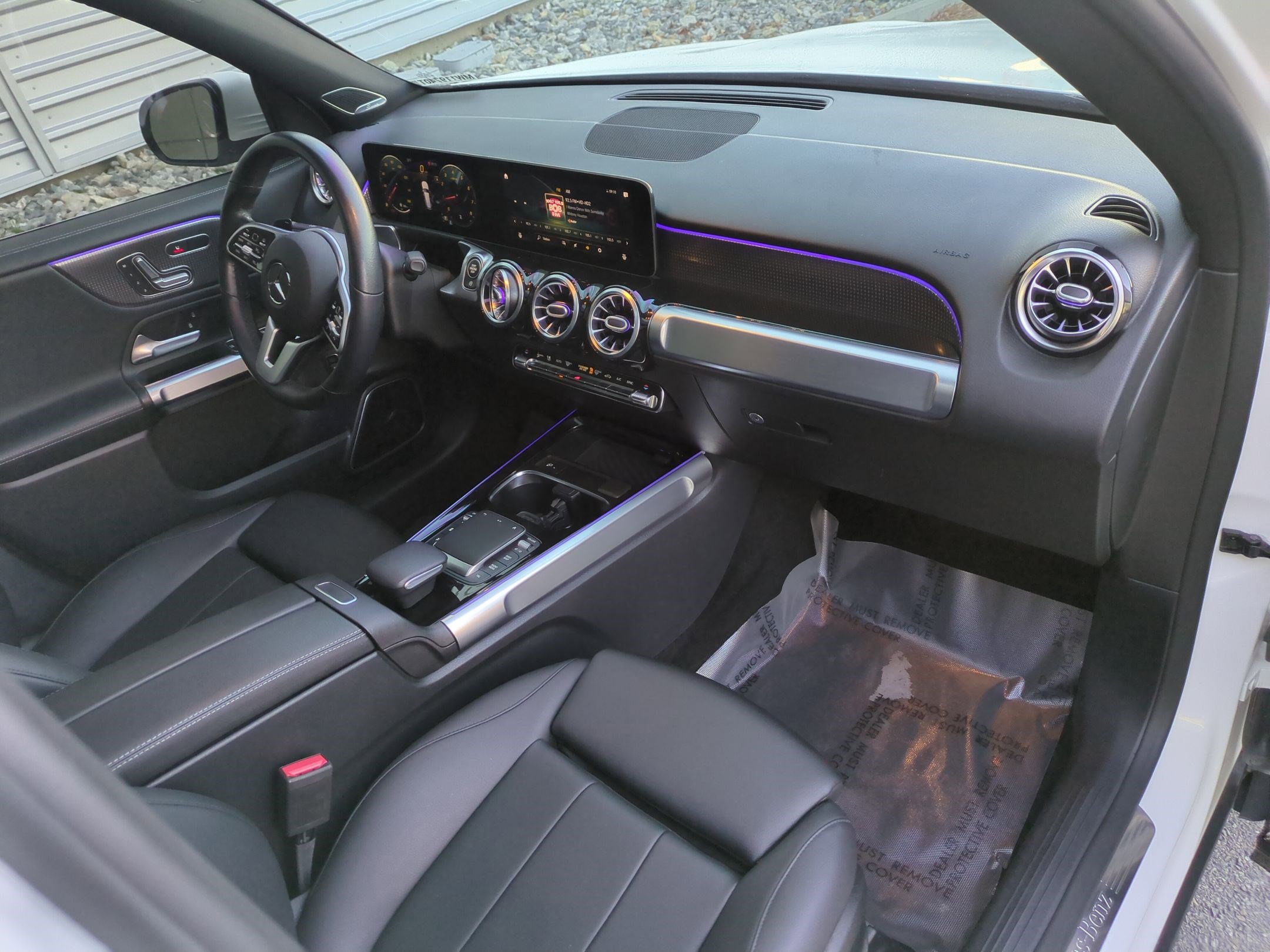 Used 2021 Mercedes-Benz GLB 250 4MATIC image 33