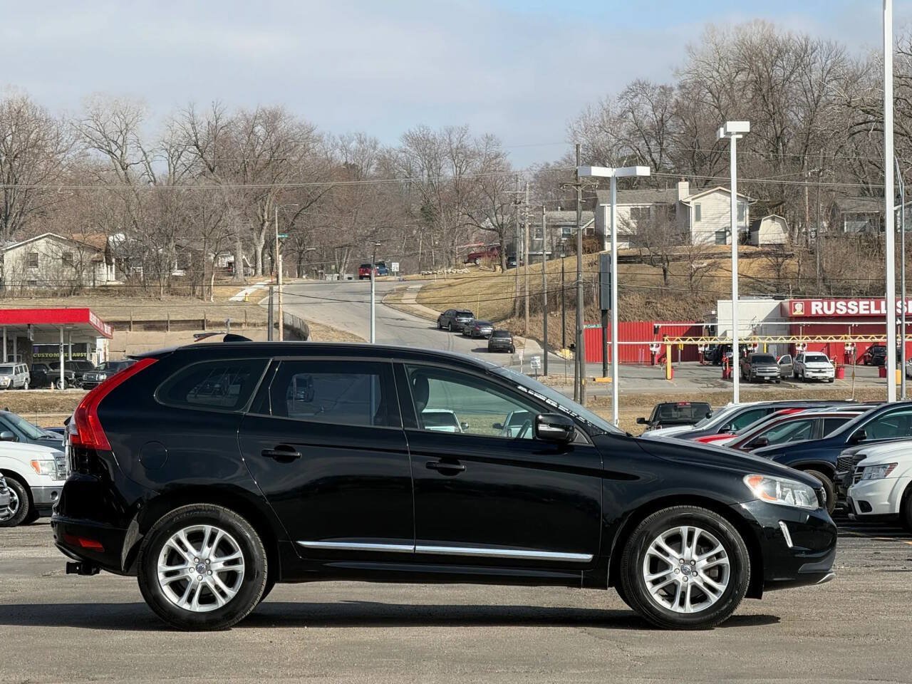 Used 2016 Volvo XC60 T5 w/ Proximity Package FWD image 6