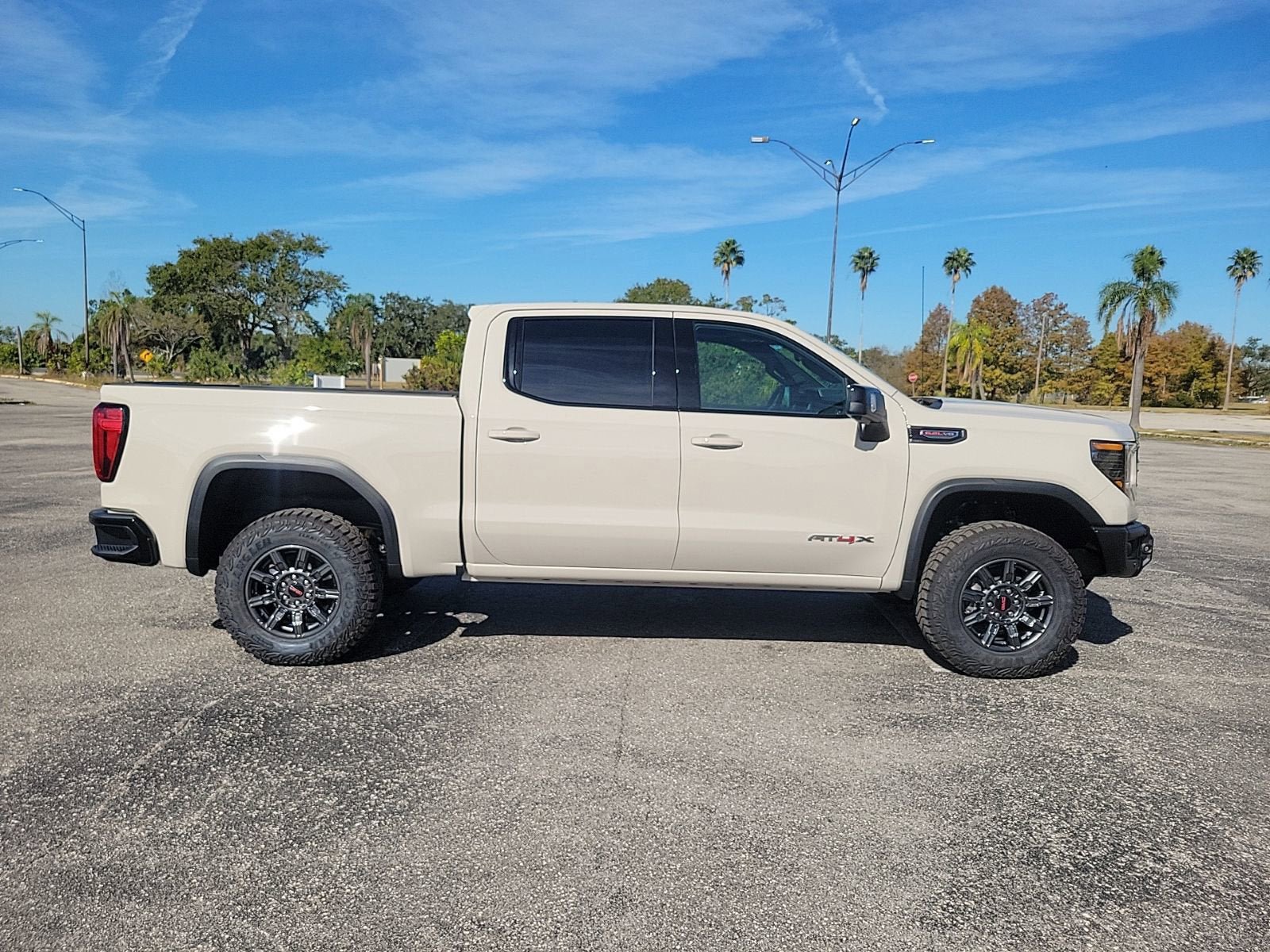 New 2026 GMC Sierra 1500 AT4X AWD/4WD image 8
