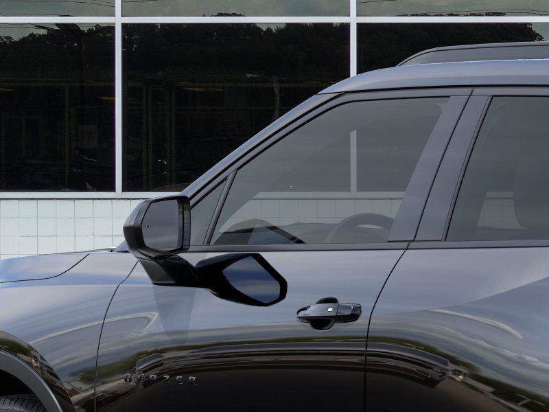 New 2025 Chevrolet Blazer LT image 12