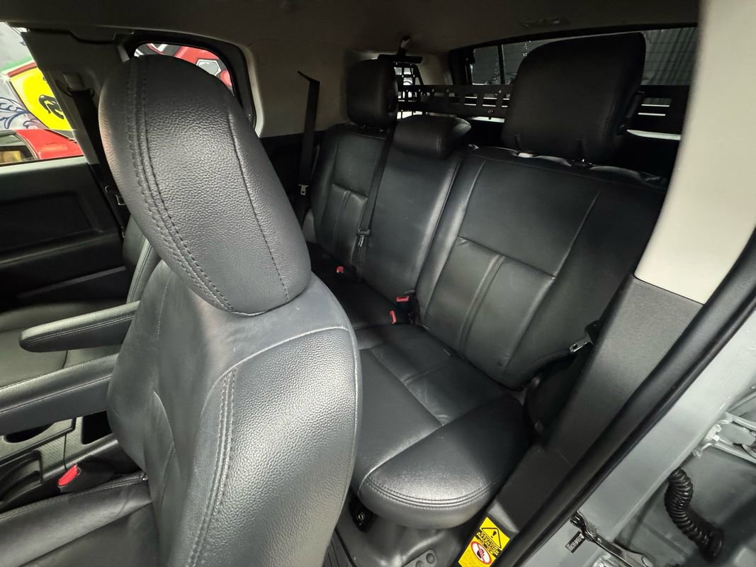 Used 2014 Toyota FJ Cruiser 4WD w/ Convenience Package image 12