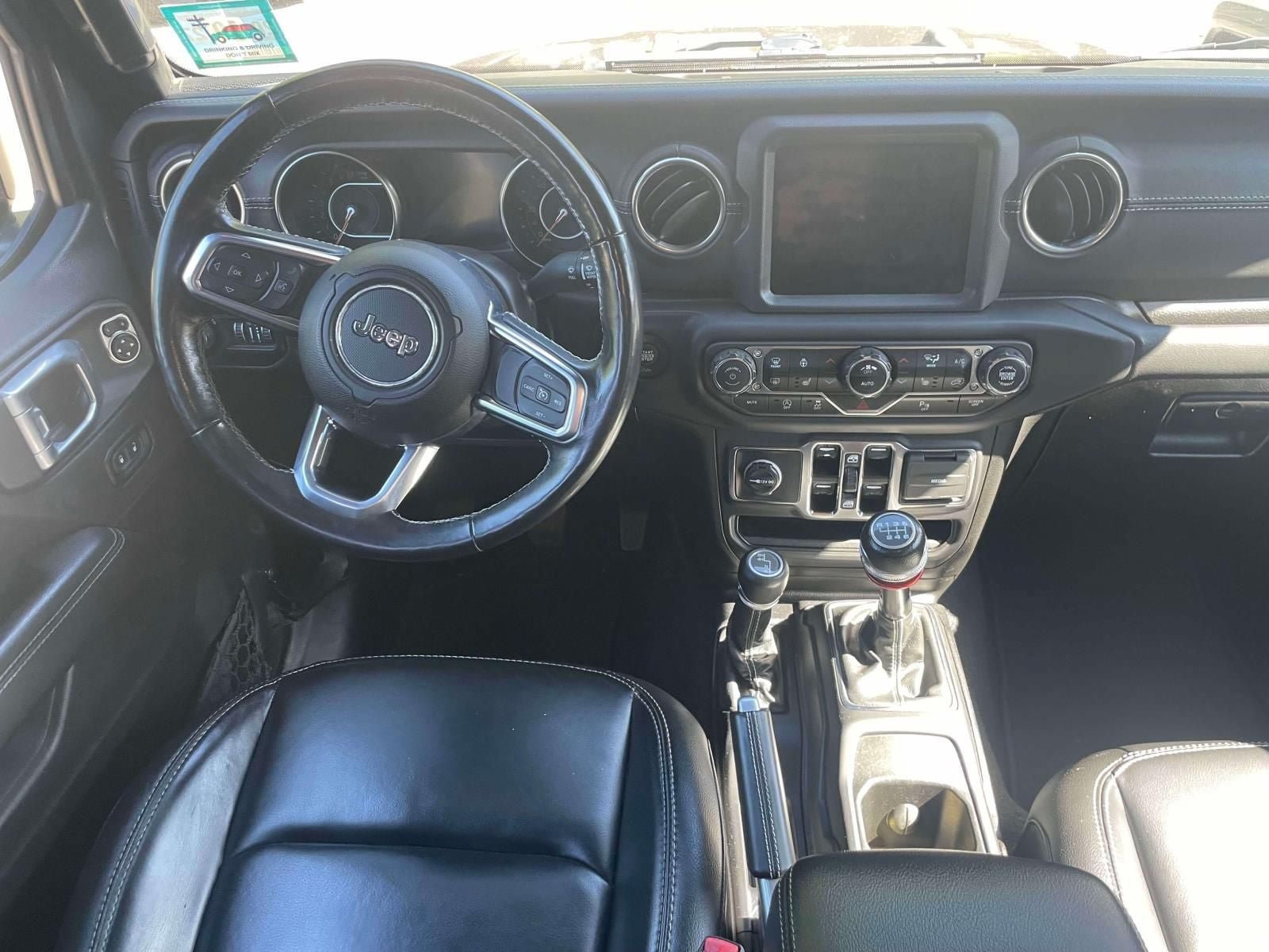 Used 2021 Jeep Wrangler Unlimited Sahara AWD/4WD image 13