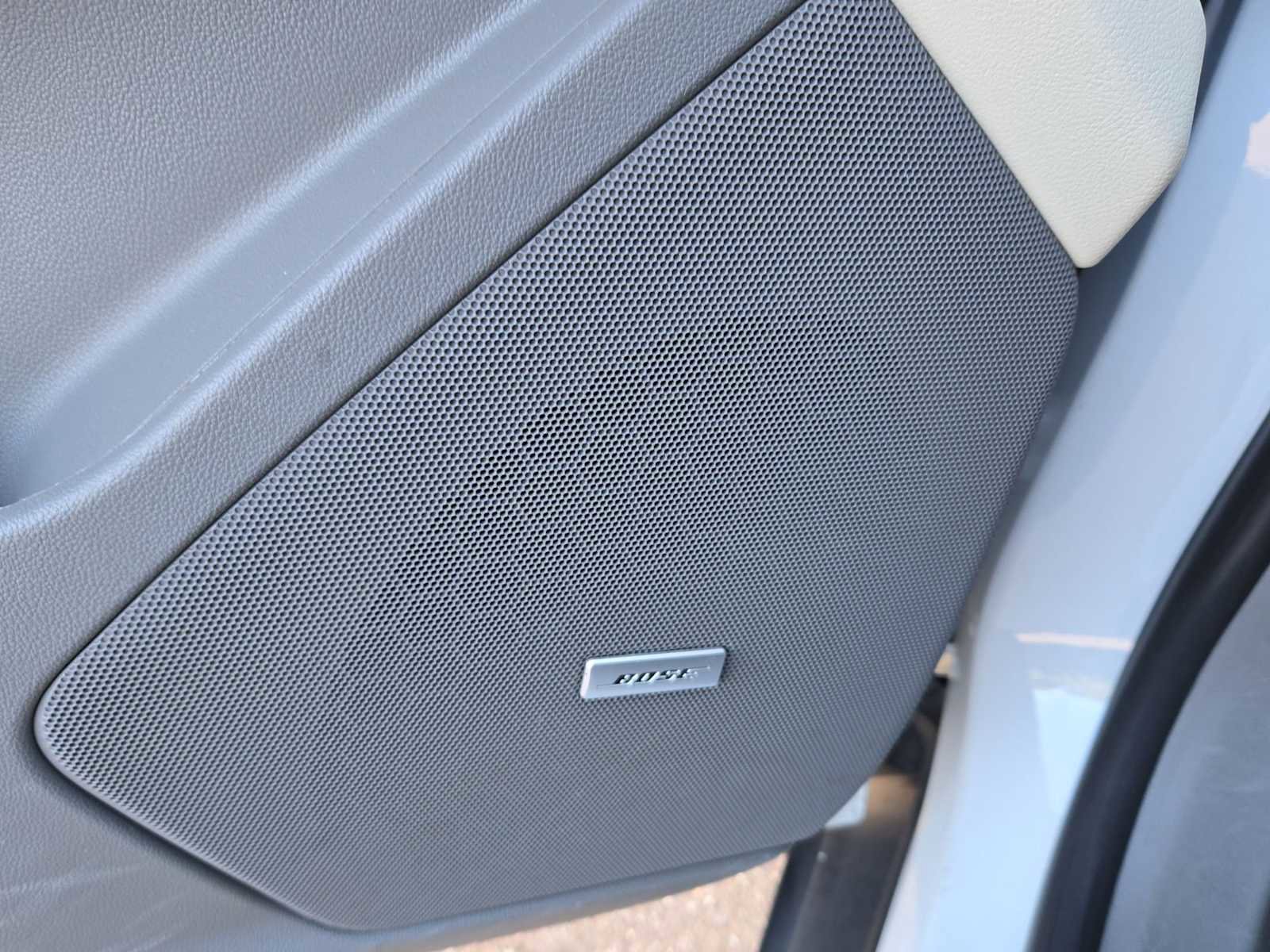 Used 2018 Cadillac XT5 Luxury w/ Driver Awareness Package image 22