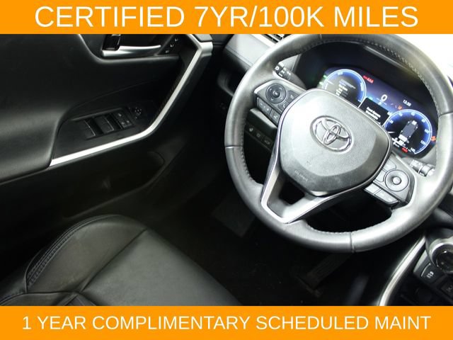 Used 2023 Toyota RAV4 XSE AWD/4WD image 16