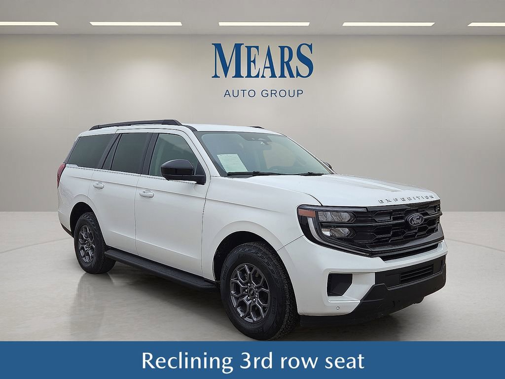 Used 2025 Ford Expedition Active image 8