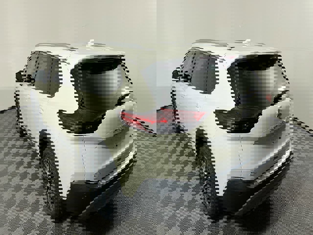 Used 2023 Nissan Rogue SL w/ SL Premium Package image 5