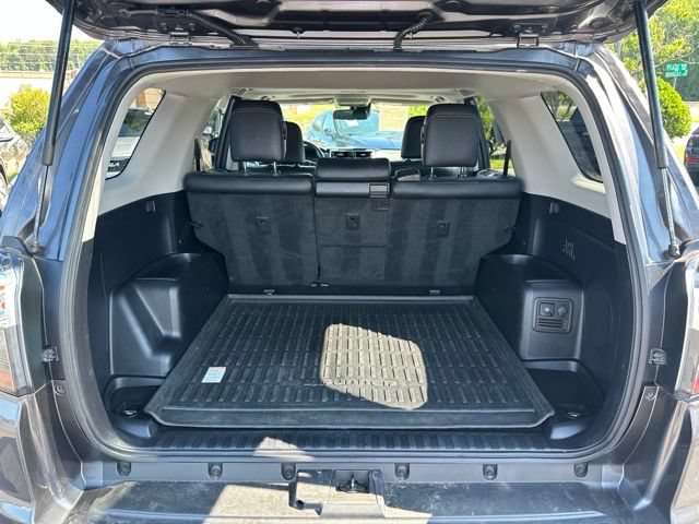 Used 2020 Toyota 4Runner Limited AWD/4WD image 30