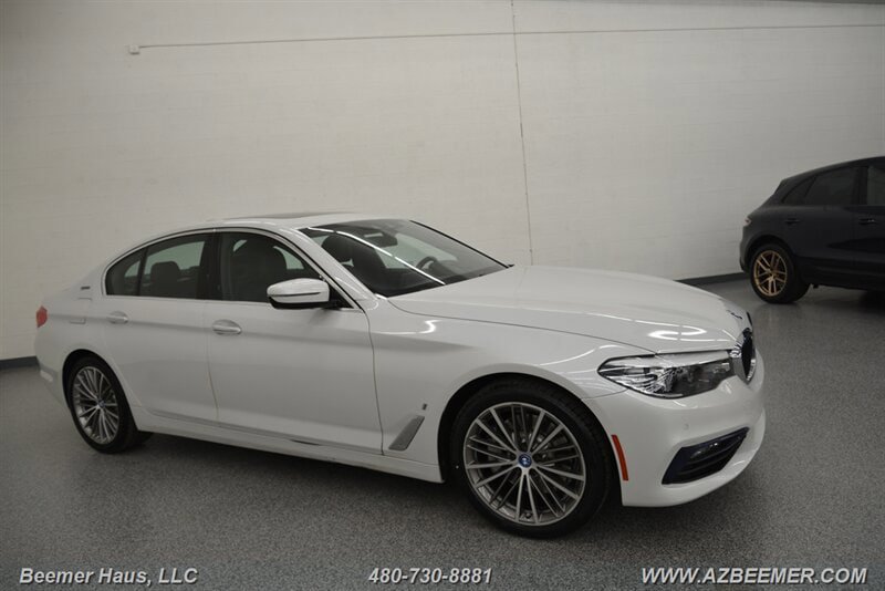 Used 2018 BMW 530e iPerformance image 7