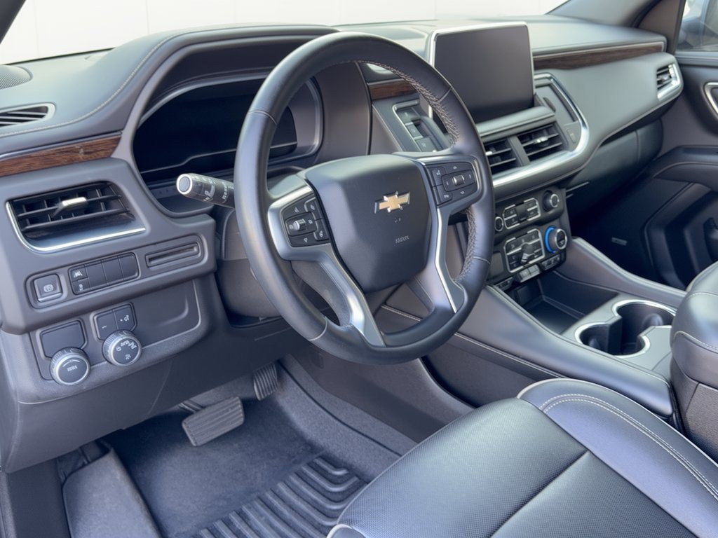 Used 2023 Chevrolet Tahoe Premier RWD image 4
