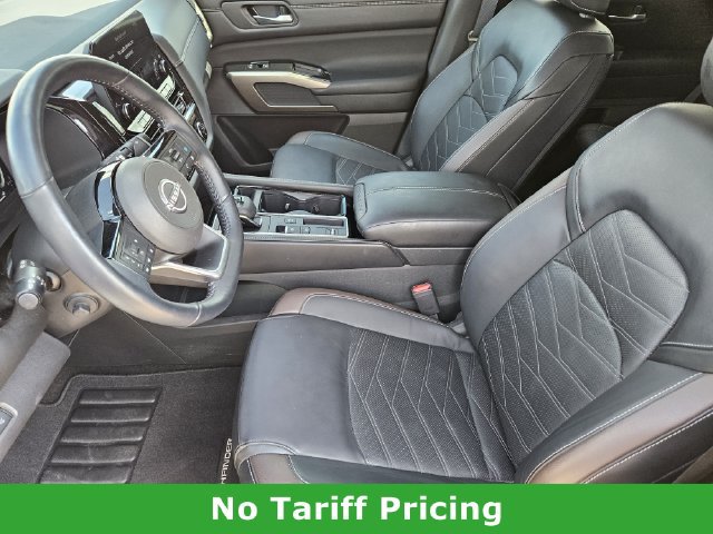 Used 2024 Nissan Pathfinder Platinum w/ Cargo Package FWD image 11