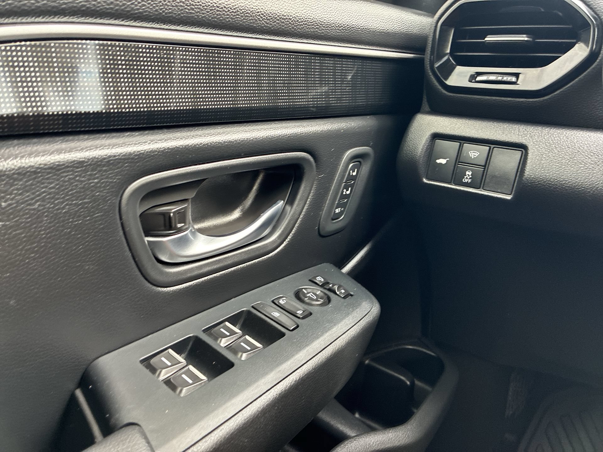 Certified 2025 Honda Pilot Elite image 42