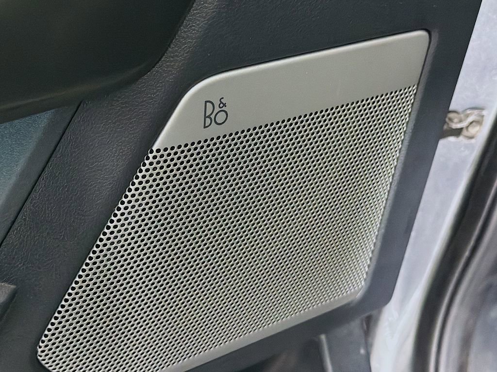 Used 2024 Ford F150 Lariat w/ Bed Utility Package AWD/4WD image 22