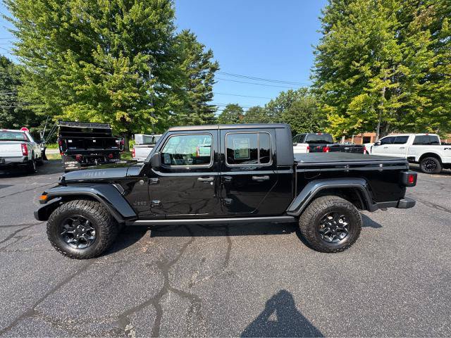 Used 2023 Jeep Gladiator Sport AWD/4WD image 2