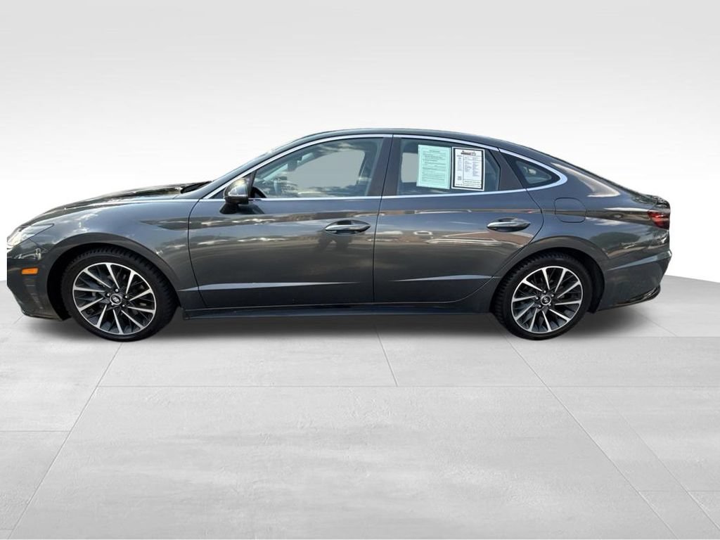 Used 2022 Hyundai Sonata Limited FWD image 2