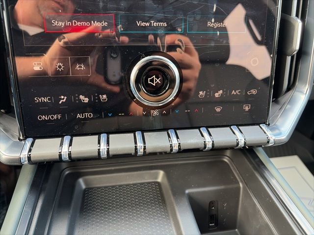 New 2026 GMC Acadia AT4 w/ Luxury Package image 23