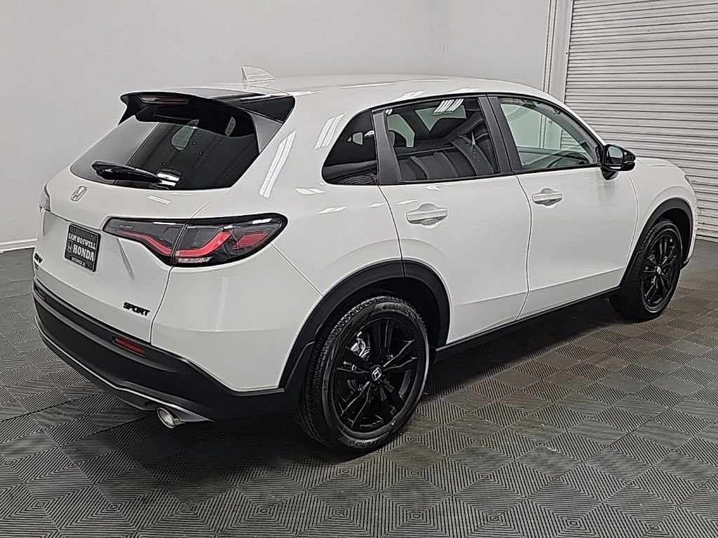 New 2026 Honda HR-V Sport image 8